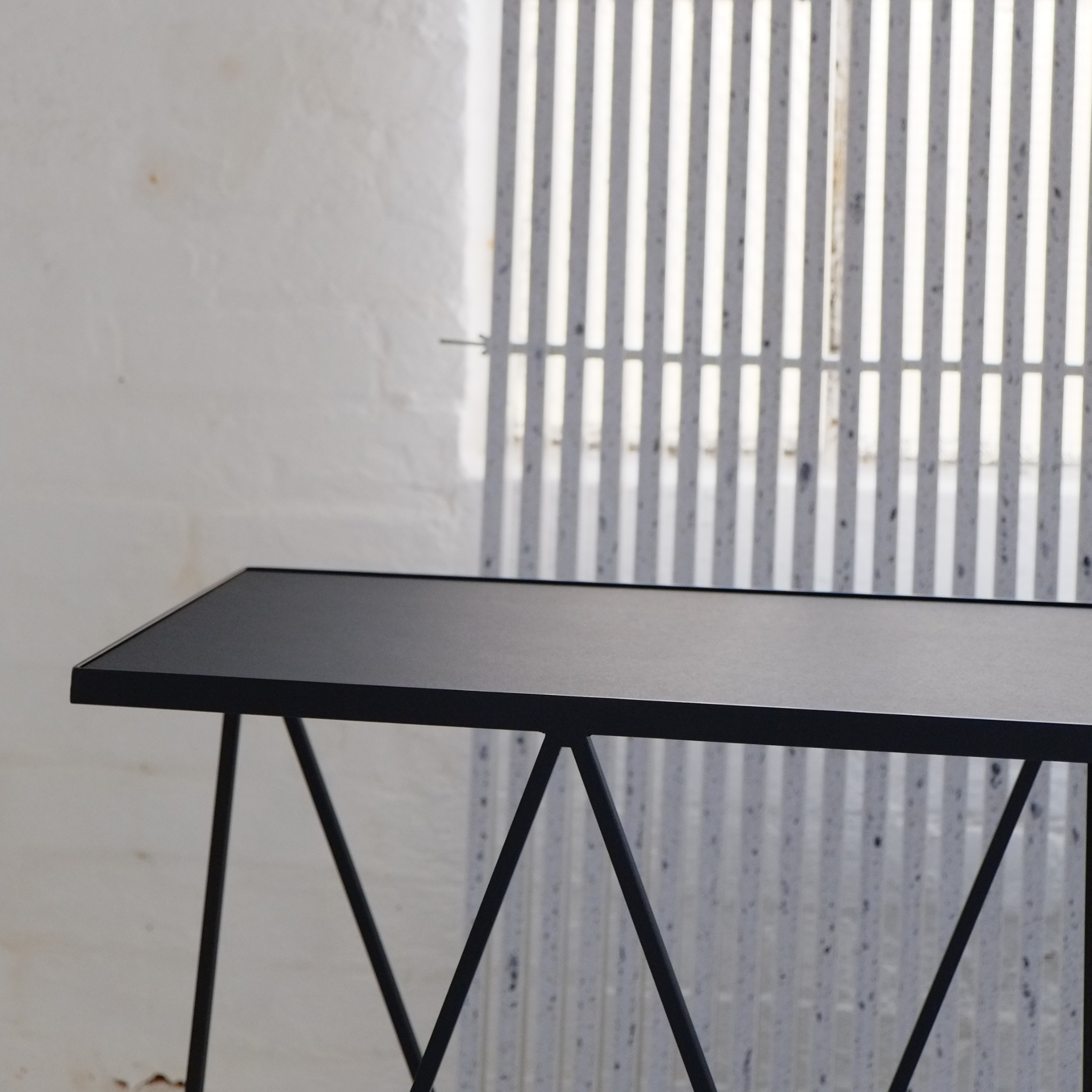 Giraffe Console Table - Linoleum Top